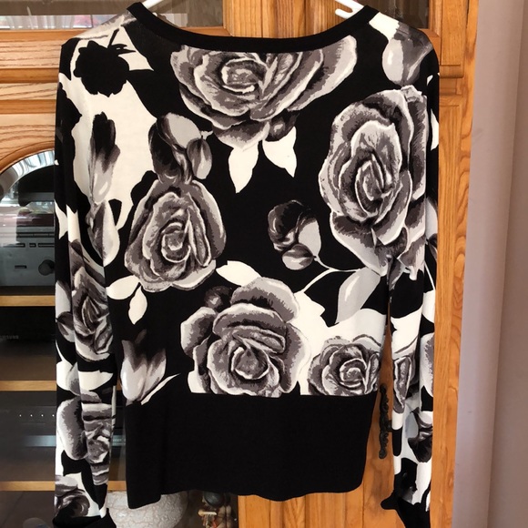 WHBM black - white sweater w/ crystal front snaps. - Picture 3 of 3